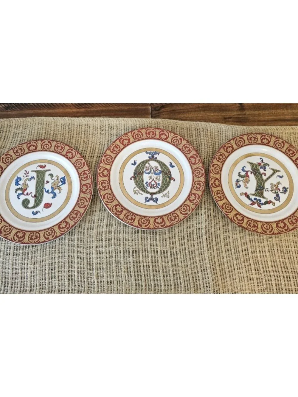 3 Christmas Plates 